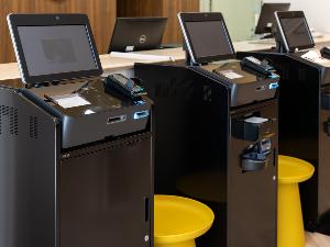 ×【セルフチェックイン・アウト機】できる限り接触を軽減し、スムーズにお部屋まで向かうことができます。