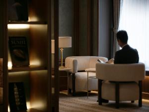 【6階 宿泊者専用ラウンジ】ごゆっくりお過ごしください。