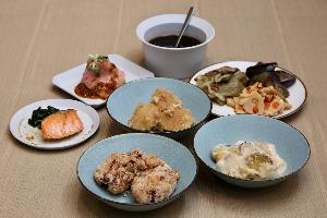 朝食一例