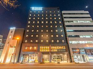 【外観】大通り沿いに面しております。最寄り駅「辛島駅」までは徒歩5分ほどです。熊本城、熊本城ホール、サクラマチクマモト、新市街・下通りアーケードまでは徒歩で行くことができます。