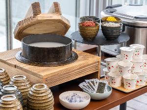 ◆朝食｜釜めし