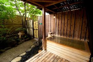 無料貸切露天風呂　檜薫の湯