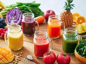 【スムージー】季節の旬の食材を使ったカラフルなこだわりスムージー(日替わり)