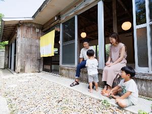 ＜素と露天の宿＞”新しくて懐かしい”「伝泊」の雰囲気を満喫しお過ごしください。