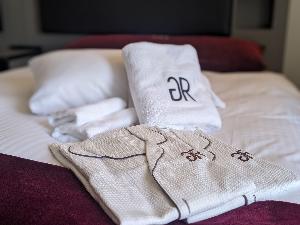 各階客室フロア貸出棚【ガウン】お部屋にご自由にお持ちください　※お部屋に備付はございません