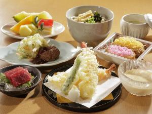 【お子様食／夕食】お子様にも食べやすいボリューム★アレルギー等がある場合は事前にご連絡下さい♪