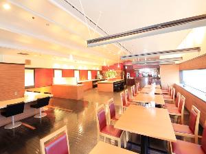 レストラン「彩巴(いろは)」店内