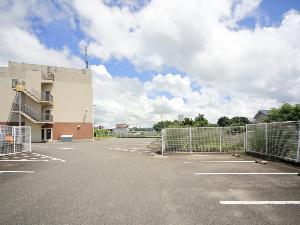 【敷地内駐車場】52台◆無料◆大型車事前問合せ