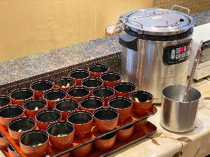 【朝食】味噌汁提供イメージ