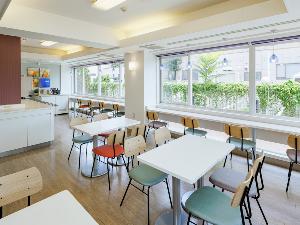 【ラウンジスペース】朝食での利用◆ウェルカムドリンクサービスとともに気ままにお過ごしください
