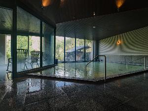 2024年7月リニューアルオープン・温泉大浴場「青軸」