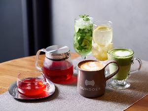 【BUNDOZA CAFE ＆ BAR】コーヒー／紅茶／ソフトドリンクなど　※イメージ