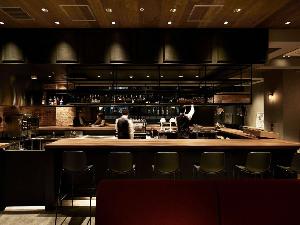 【BUNDOZA CAFＥ ＆ BAR】店内