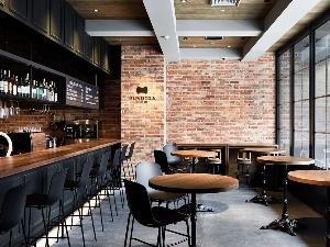 【BUNDOZA CAFE ＆ BAR】店内