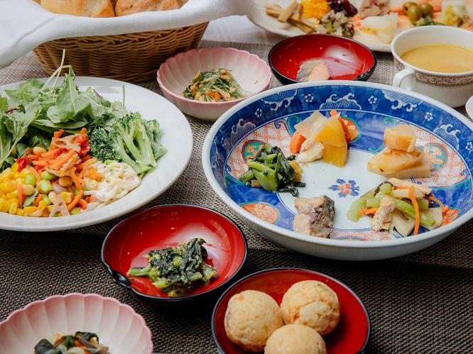 【朝食/例】京都家庭料理「おばんざい」を堪能いただけます♪