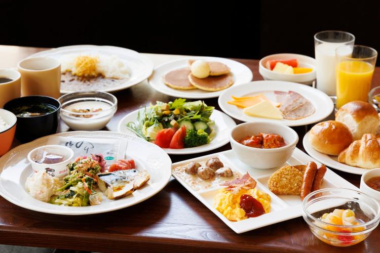 朝食バイキング盛り付け例（1Fロイヤルホスト）