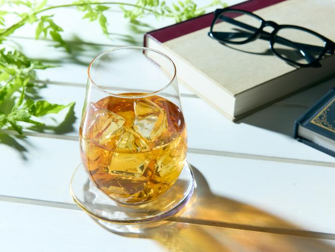 【アイスティー】アールグレイ、セイロン、緑茶、ほうじ茶、ベルガモットピーチから日替わりでご用意