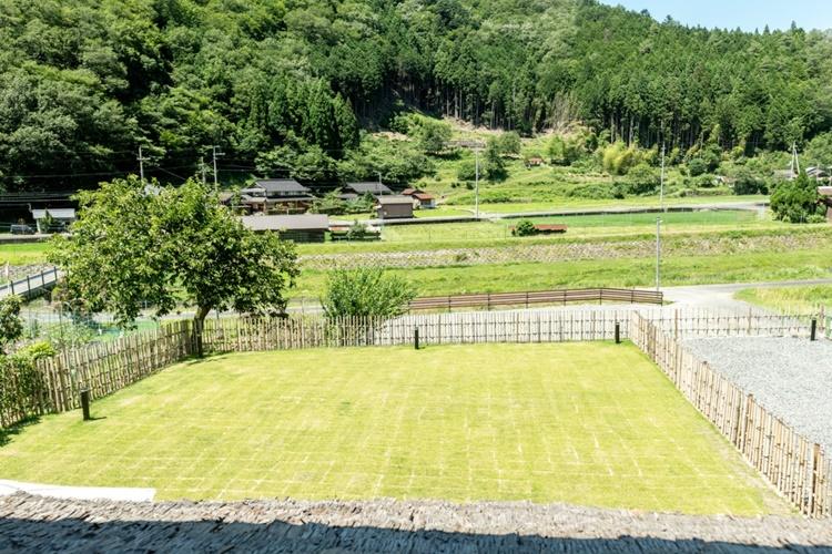 【松明】プライベートドッグラン。大自然の中でわんちゃんも飼い主さんもリフレッシュしてください