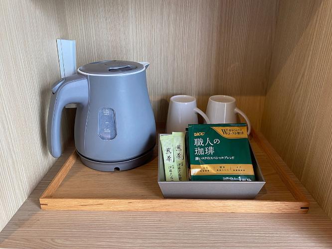 ＜客室＞ 電気ケトル/コーヒー・粉末茶/マグカップ