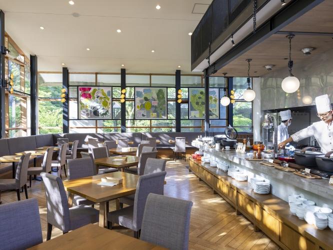 【レストラン】WOODSIDE dining