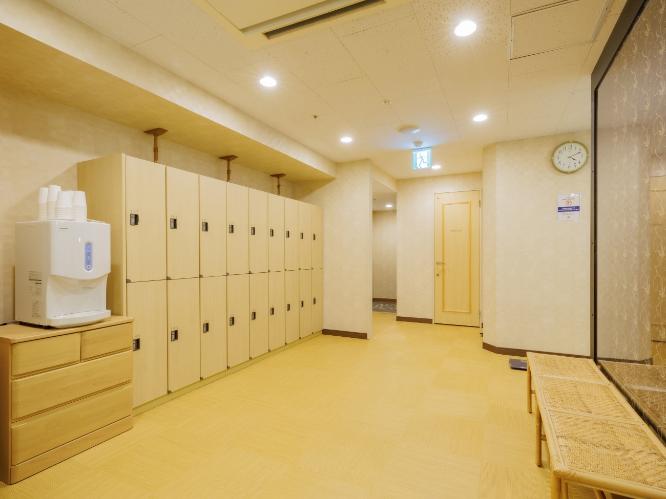 宿泊者専用　浴場「青根」パウダールーム  パウダールーム（浴場大）