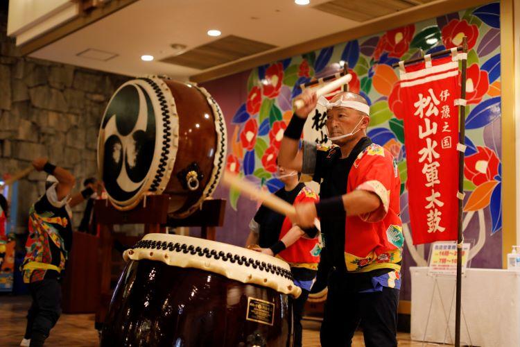 《水軍太鼓ショー》夜20時40分からロビーで開催（不定期開催の為、詳細はお問い合わせください）