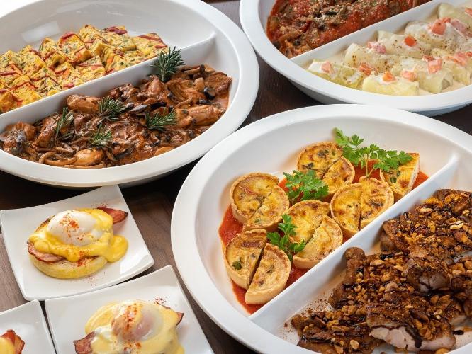 朝食は、九州・福岡の、地域の素材を活かした和洋食ブッフェをご用意しております！