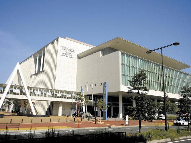 福岡国際会議場（公共交通機関23分）