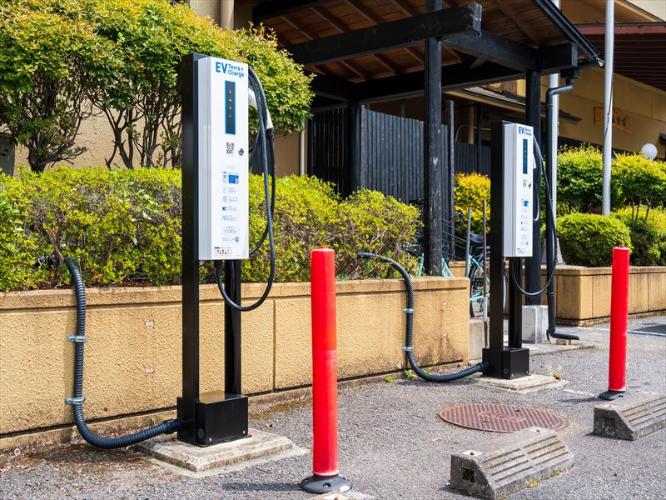■EV充電スタンド■電気自動車でお越しの方も安心!充電スタンド完備