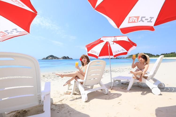 【周辺景色】ビーチを満喫しよう。キラキラ輝くサンゴ礁の海は遊び方が無限大！
