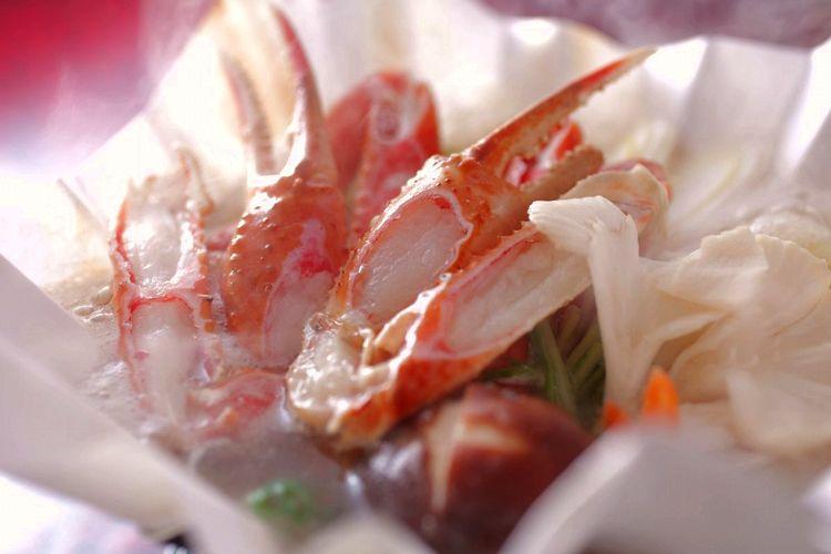 ■蟹すき鍋イメージ　冬野菜がしんなりしたら食べごろ。ほかほか〜蟹の旨味が染みる♪