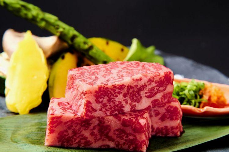 ■【和牛ステーキ】ジューシーなお肉の旨味をお楽しみください。お食事イメージ