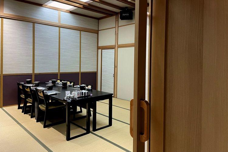【お食事会場　イメージ】■【個室ダイニング（美酒）佳肴〜kakou〜】しっとり落ち着いた大人のゆとり空間。個室お食事会場の一例