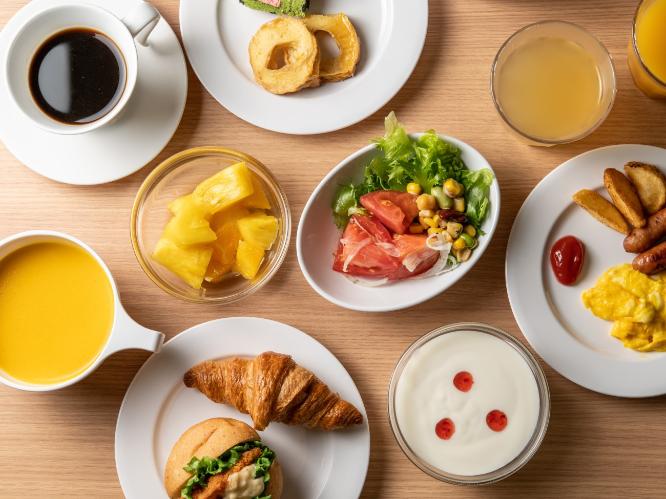 朝食ビュッフェ