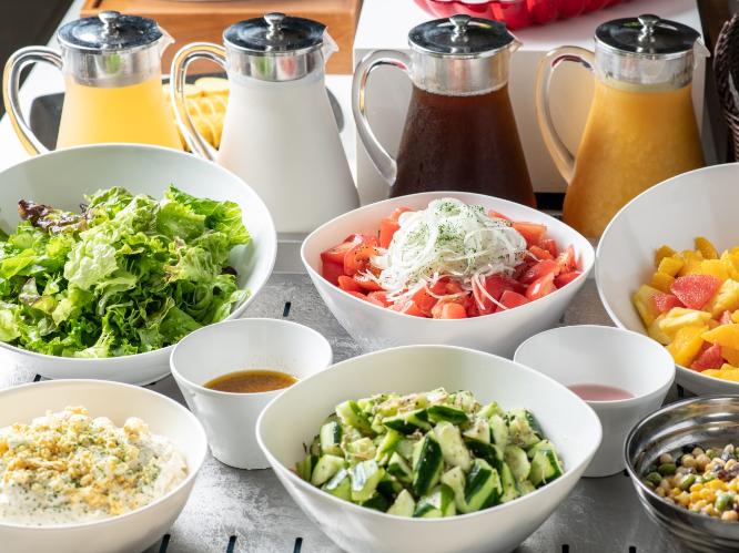朝食ビュッフェ