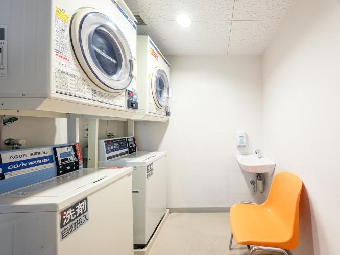 ×【コインランドリー】長期宿泊に便利なコインランドリーをご用意。
