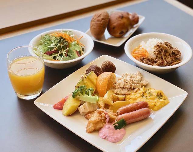 朝食一例