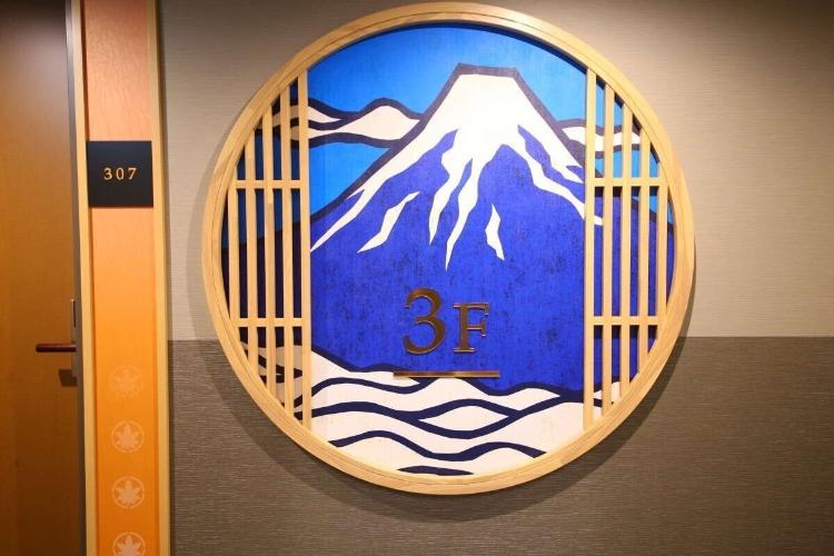 【施設】3F_日本文化イメージオブジェ（富士山1）