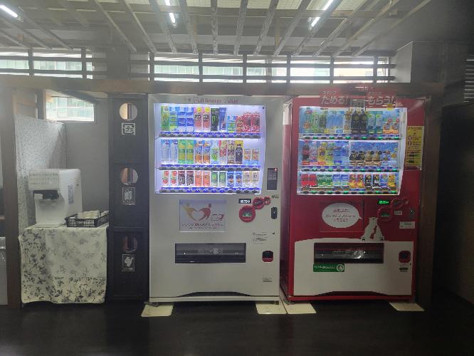 ２F自動販売機