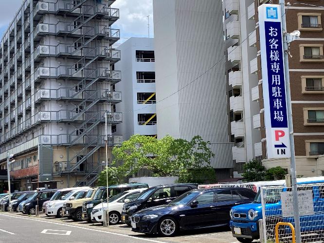 平面駐車場