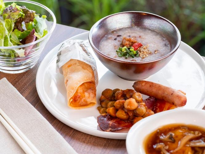 朝粥＆海老チリチーズ春巻き＆季節の焼売