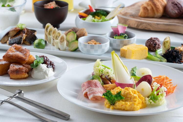 朝食盛り付け例