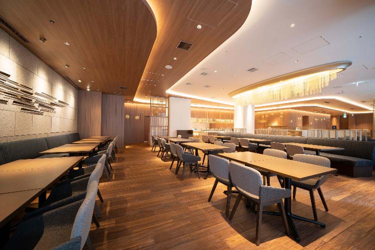 レストラン 「Cafe Canal 1610」