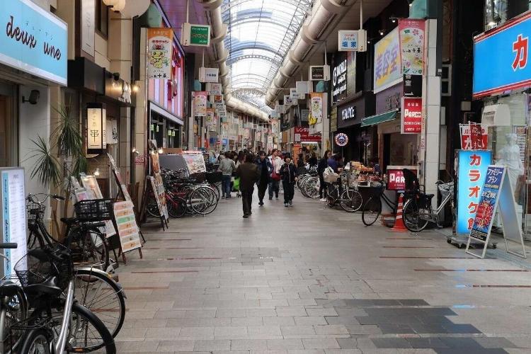 十条銀座の通りはこんな感じです。