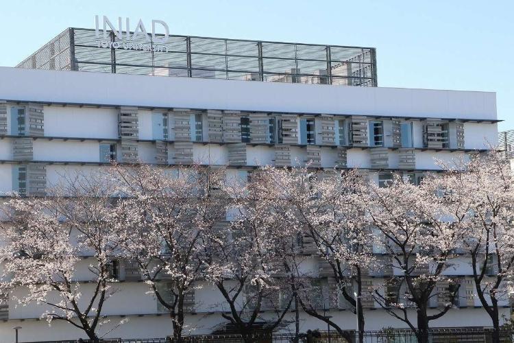 東洋大学赤羽大キャンパスまでは徒歩10分。受験にも便利です♪