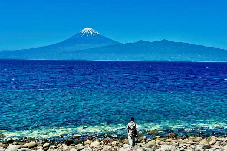 駿河湾越しの富士山