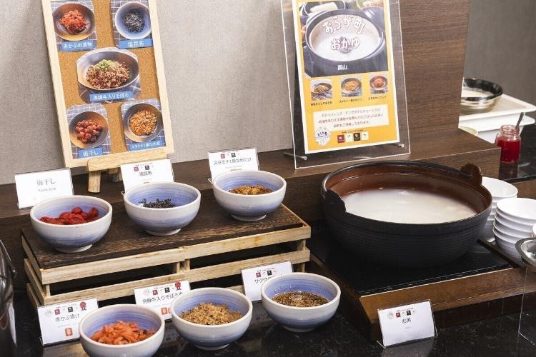 【朝食】お粥・ご飯のお供コーナー