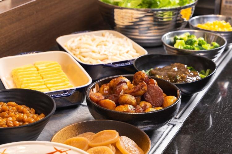【朝食】高山の在郷料理・サラダコーナー