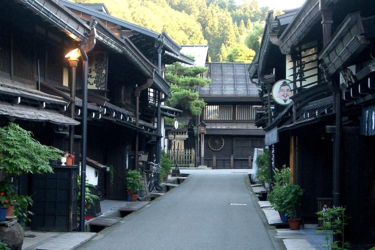 古い町並み(上三之町)_ホテルより約20分