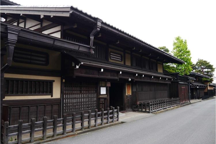 日下部民藝館_ホテルより徒歩約11分